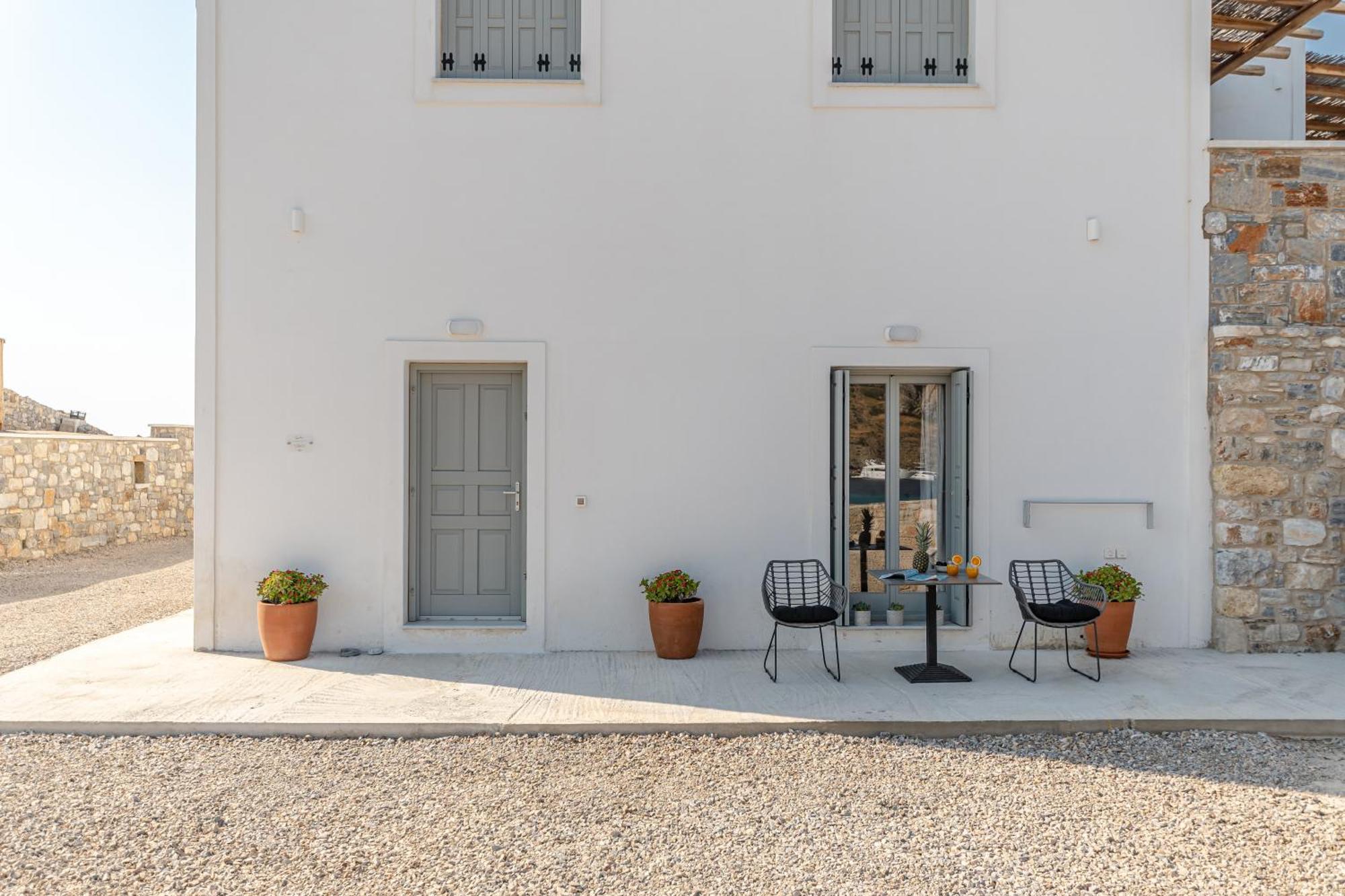 Porto Dema Luxury Suites สคินนูสซา ภายนอก รูปภาพ