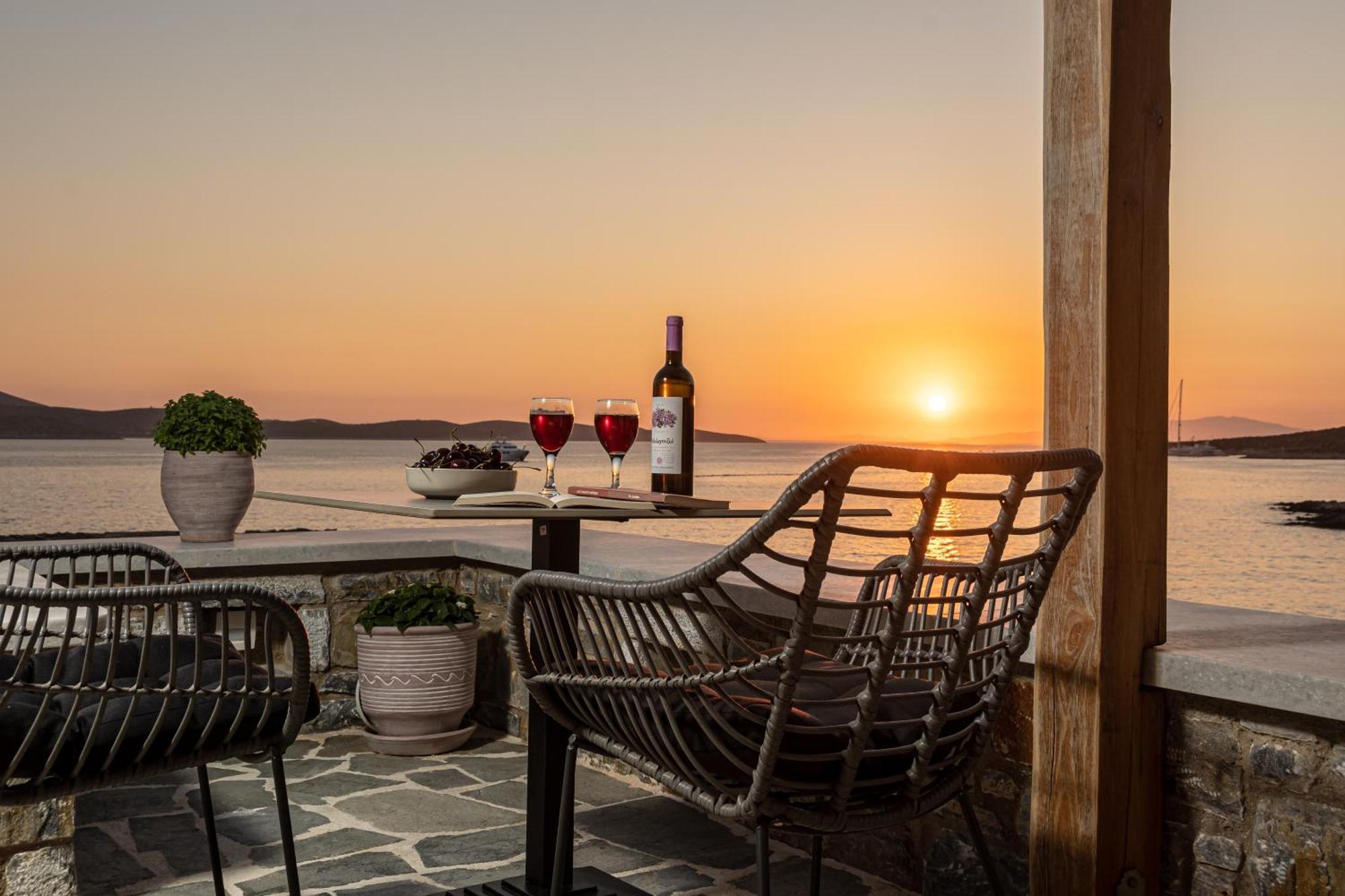 Porto Dema Luxury Suites สคินนูสซา ภายนอก รูปภาพ
